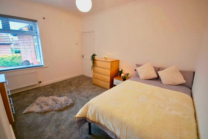 4 Bedroom Terraced House To Rent In Kingswood Road, Fallowfield, Manchester, M14