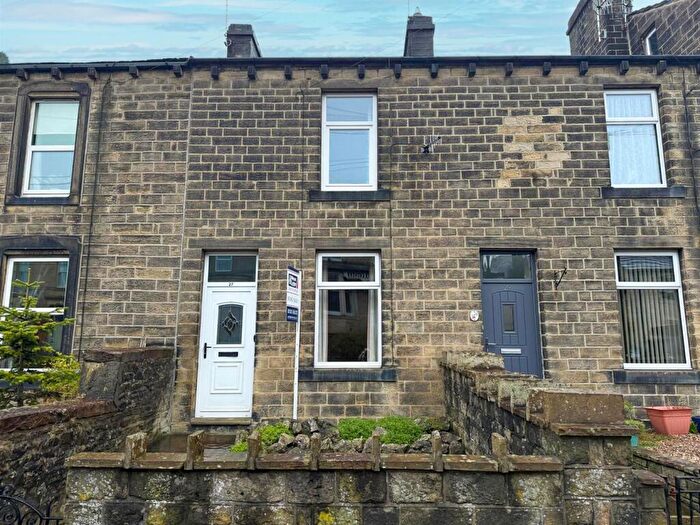 2 Bedroom Terraced House For Sale In Bolton Road, Silsden, BD20