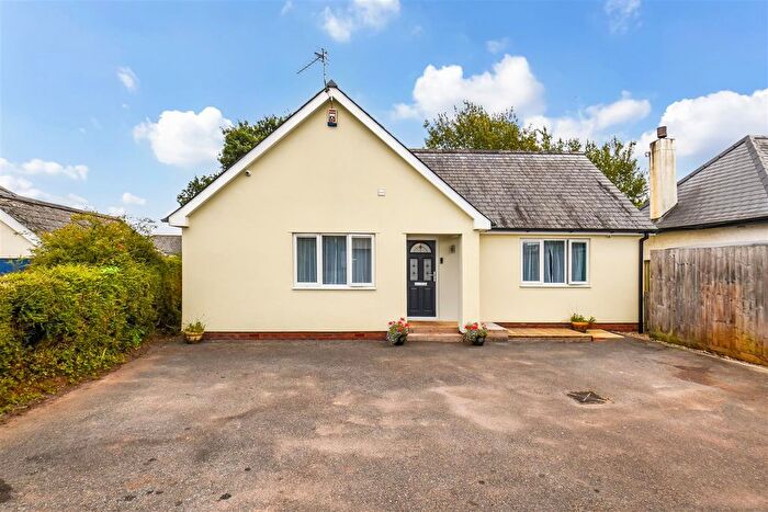3 Bedroom Detached Bungalow For Sale In Uffculme Road, Willand, Cullompton, EX15