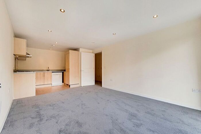 2 Bedroom Flat To Rent In Bassett House, Durnsford Road, Wimbledon, SW19