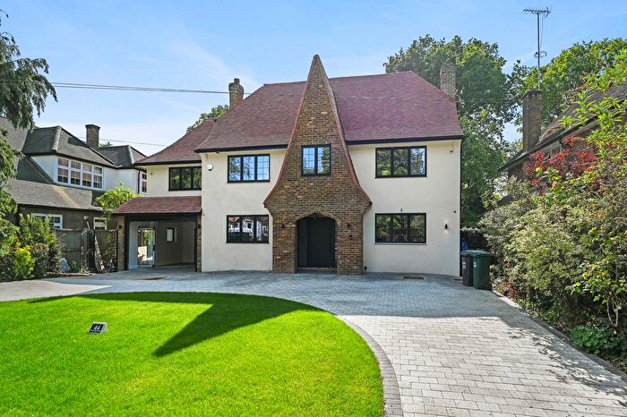 5 Bedroom Detached House For Sale In Wolsey Road, Northwood, HA6