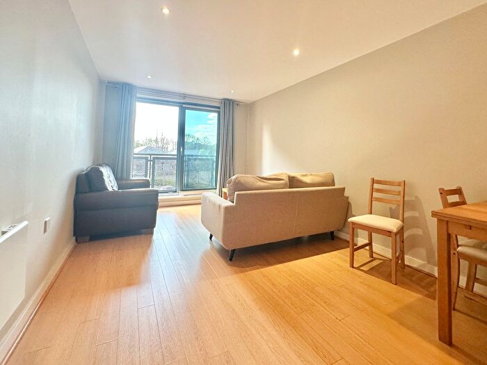 1 Bedroom Flat To Rent In Chapter Way, London, SW19