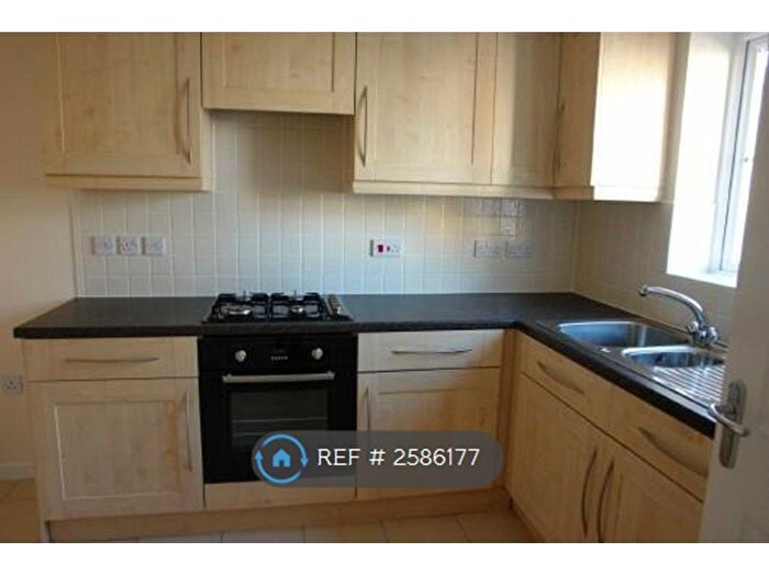 5 Bedroom Terraced House To Rent In Trafalgar Drive, Torrington, EX38