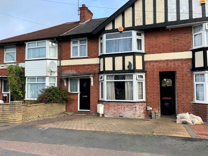 3 Bedroom House To Rent In Olma Road, Dunstable, LU5