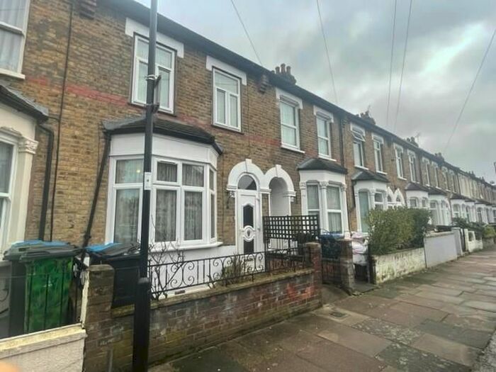 2 Bedroom Terraced House To Rent In Lopen Road, London, N18