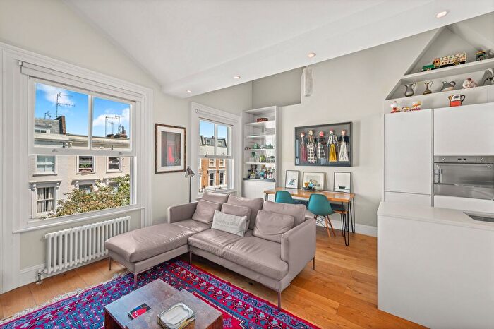 2 Bedroom Flat For Sale In Edbrooke Road, Maida Hill, W9