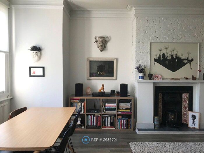 1 Bedroom Flat To Rent In Thurlow Park Rd, London, SE21