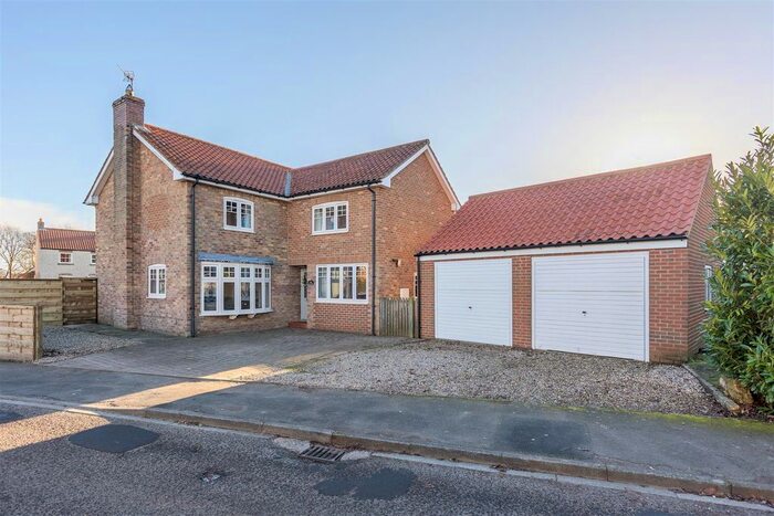 5 Bedroom Detached House For Sale In Meadowfield, Amotherby, Malton, YO17