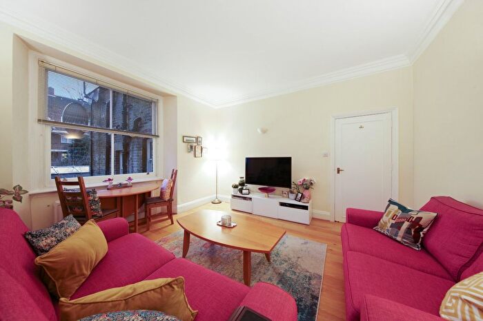 2 Bedroom Flat To Rent In St. John's Wood High Street, St John's Wood, NW8