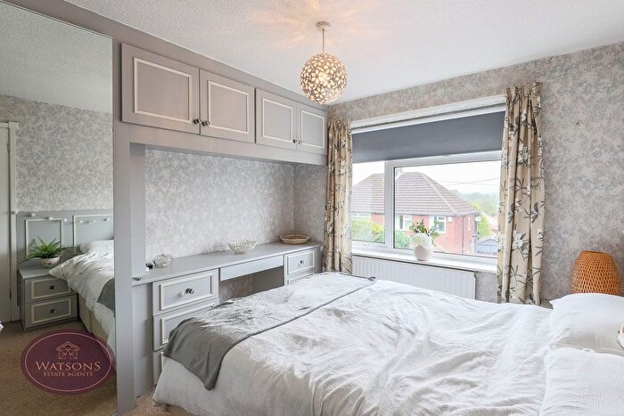 3 Bedroom Semi-detached House For Sale In Grange View, Eastwood, Nottingham, NG16