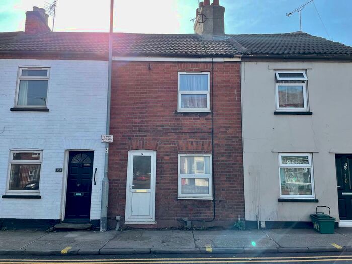 2 Bedroom Terraced House To Rent In Magdalen Street, Colchester, CO1