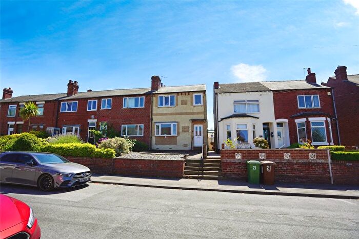 2 Bedroom End Of Terrace House For Sale In Woodhouse Mount, Normanton, West Yorkshire, WF6