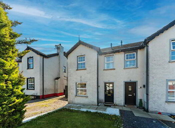 3 Bedroom Semi-Detached House For Sale In Strone Park, Belfast, BT16