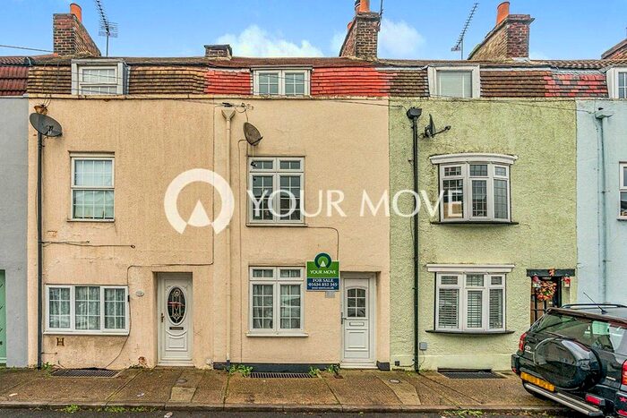 3 Bedroom Terraced House To Rent In Layfield Road, Gillingham, Kent, ME7