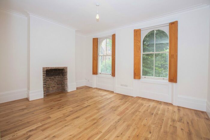 2 Bedroom Flat To Rent In Approach Road, London, E2