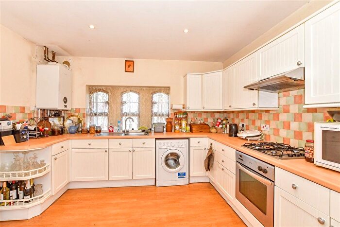 4 Bedroom Property For Sale In Old School, Brenzett, Romney Marsh, Kent, TN29