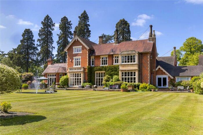 6 Bedroom Detached House For Sale In Chobham Road, Ottershaw, Chertsey, Surrey, KT16