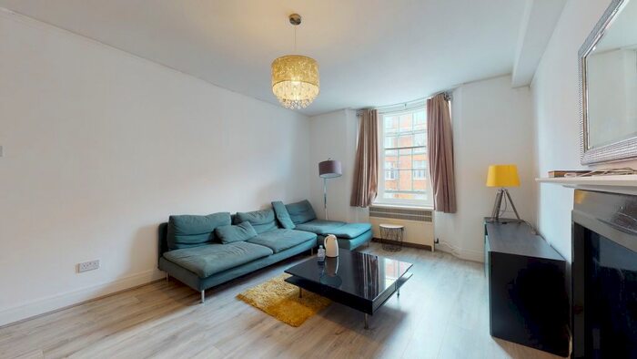 3 Bedroom Flat To Rent In Queensway, London, W2