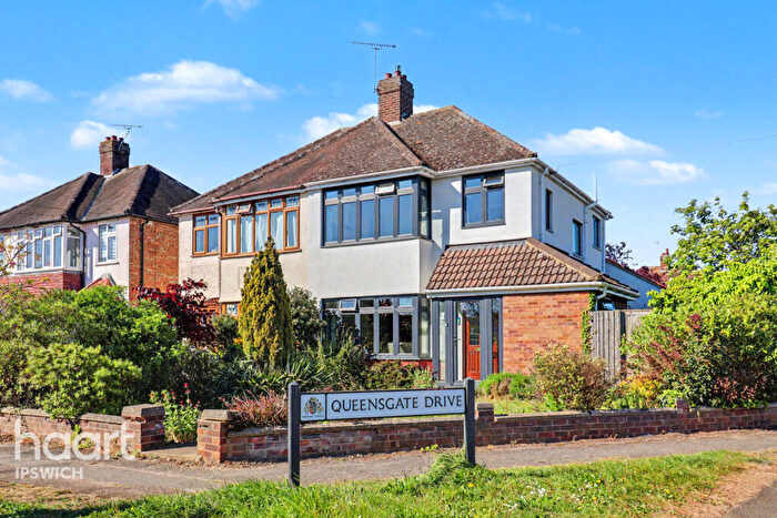 3 Bedroom Semi Detached House For Sale In Queensgate Drive, Ipswich, IP4