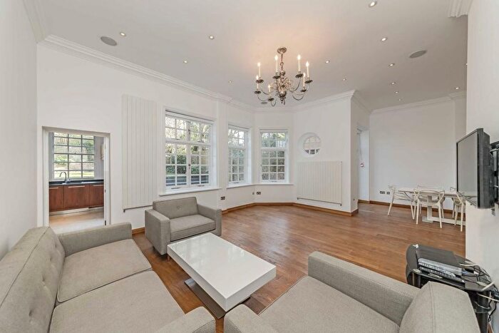 4 Bedroom Flat To Rent In Bracknell Gardens, London, NW3