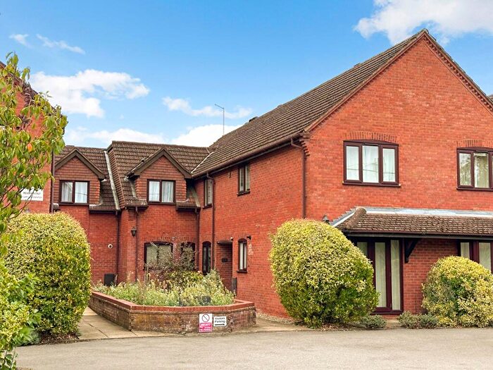 1 Bedroom Apartment For Sale In Springfields, Hazlemere Road, Penn, High Wycombe, HP10