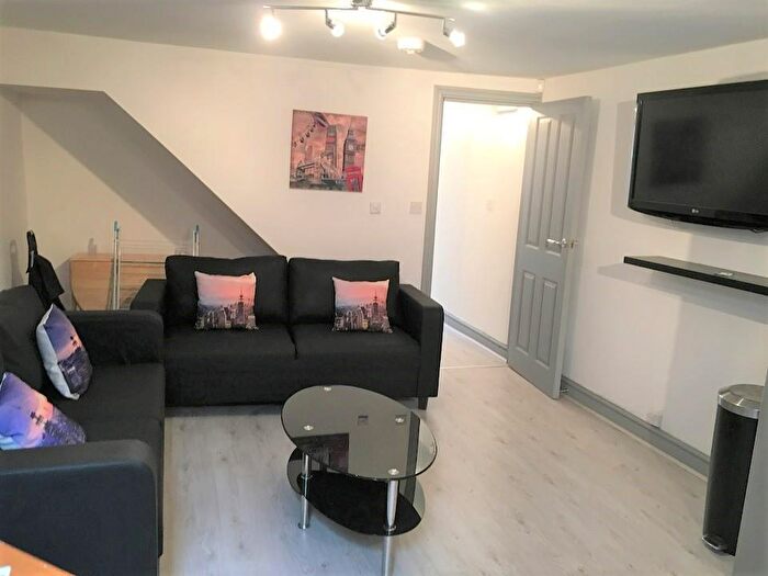 7 Bedroom Terraced House To Rent In Teignmouth Road, Selly Oak, Birmingham, B29