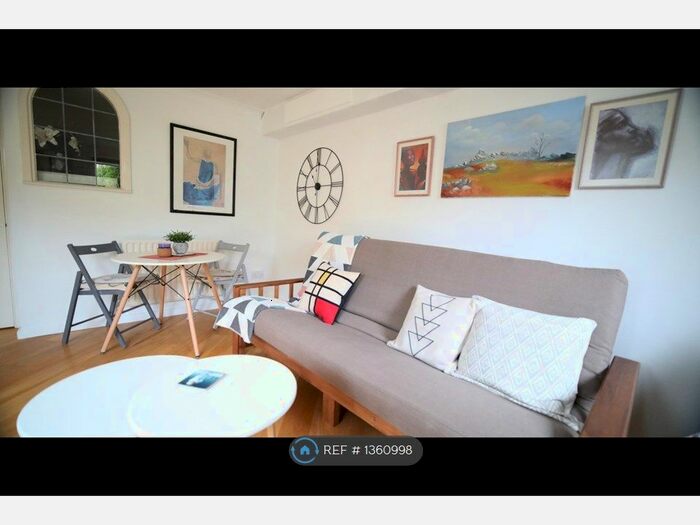 1 Bedroom Flat To Rent In Britannia Court, Brighton Marina Village, Brighton, BN2