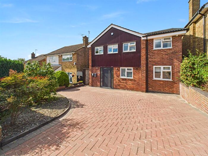 4 Bedroom Detached House To Rent In Mapperley Orchard, Arnold, Nottingham, NG5
