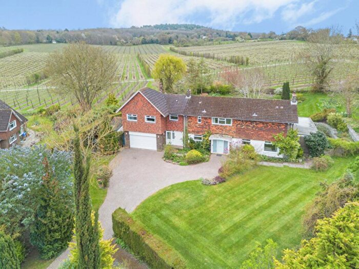 4 Bedroom Detached House For Sale In Selling Court, Selling, Faversham, Kent, ME13