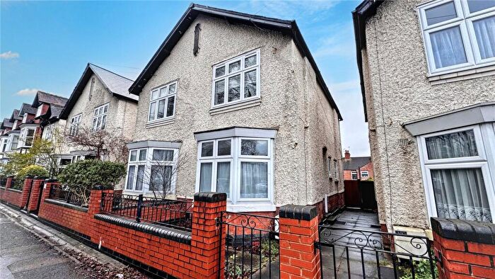 3 Bedroom Semi-Detached House For Sale In Humberstone Drive, Leicester, Leicestershire, LE5