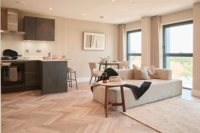 1 Bedroom Apartment For Sale In Flat Munro Court, One One Six, Cockfosters, EN4