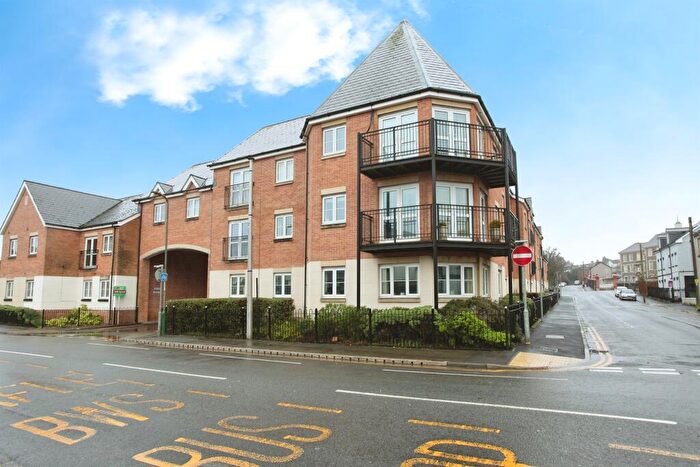 2 Bedroom Flat For Sale In Castle Mews, Caerphilly, CF83