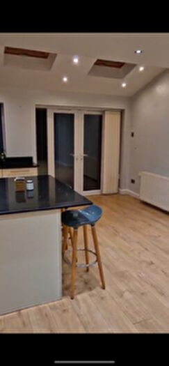 5 Bedroom Terraced House To Rent In Bradstock Road, Birmingham, B30