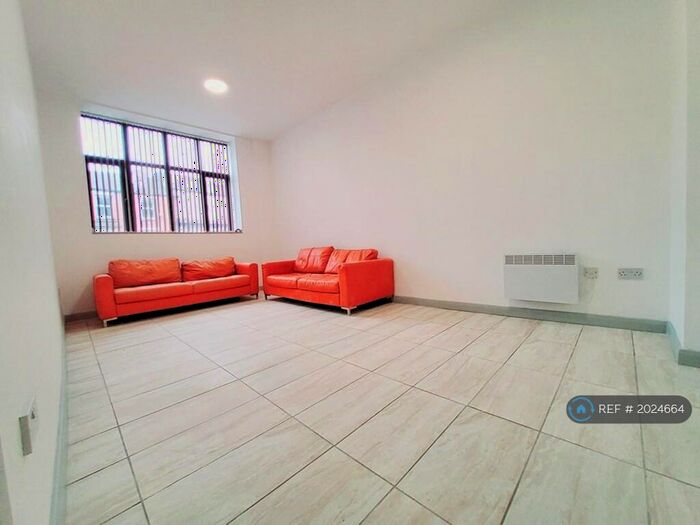 1 Bedroom Flat To Rent In Drake Street, Rochdale, OL16