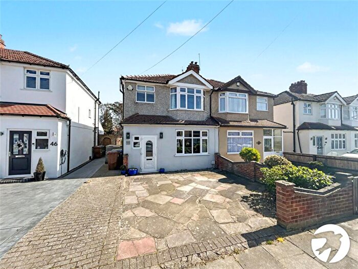 3 Bedroom Semi Detached House For Sale In Ashcroft Avenue, Sidcup, Kent, DA15