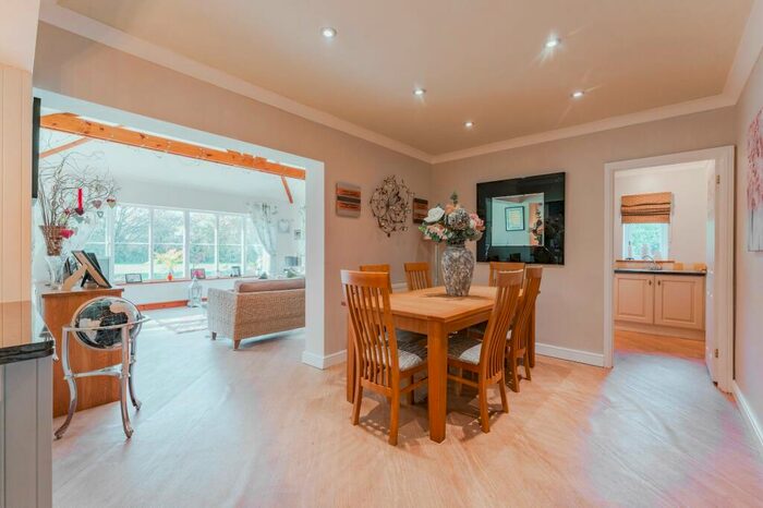 5 Bedroom Detached House For Sale In High Oak Lane, Wicklewood, NR18