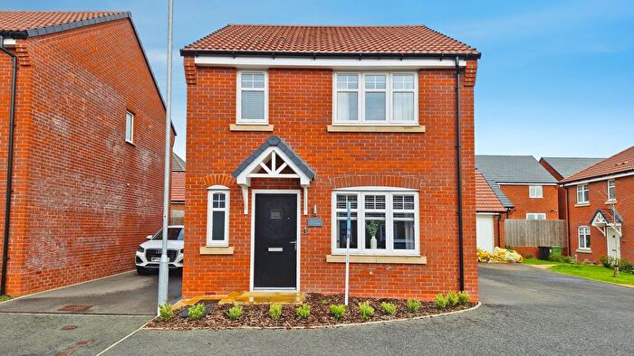 3 Bedroom Detached House For Sale In Tipton Close, Shrewsbury, SY2