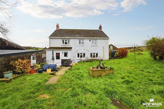 4 Bedroom Land For Sale In Glogue, SA36