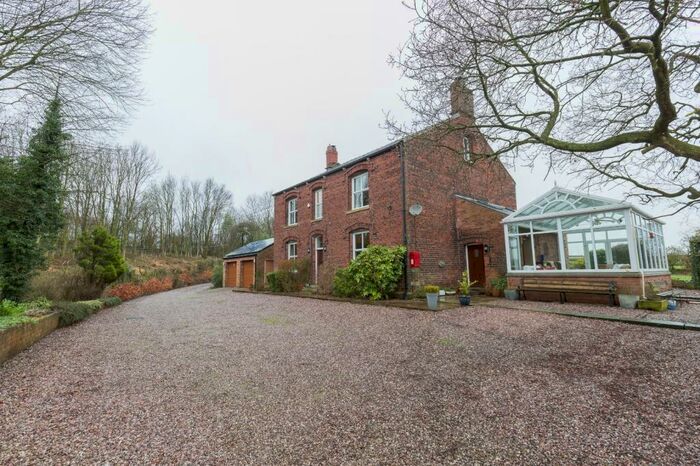 4 Bedroom Detached House For Sale In Spring Lane, Samlesbury, Preston, Lancashire, PR5