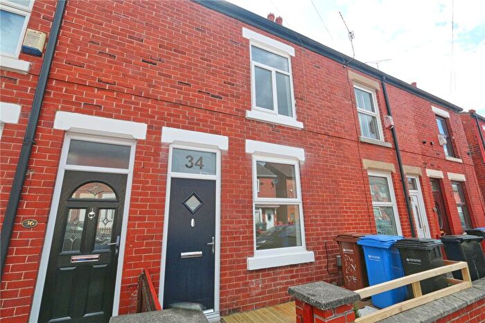 2 Bedroom Terraced House For Sale In River Street, Stockport, Greater Manchester, SK1