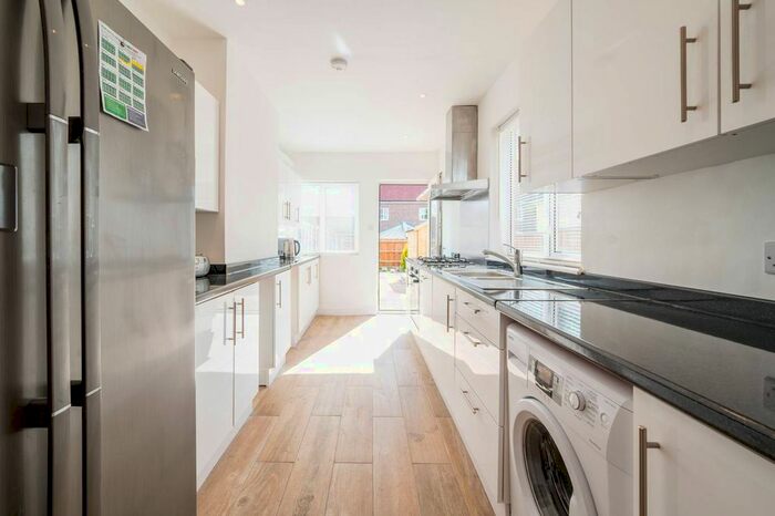 3 Bedroom Semi-Detached House To Rent In Woking Road, Guildford, Guildford, GU1