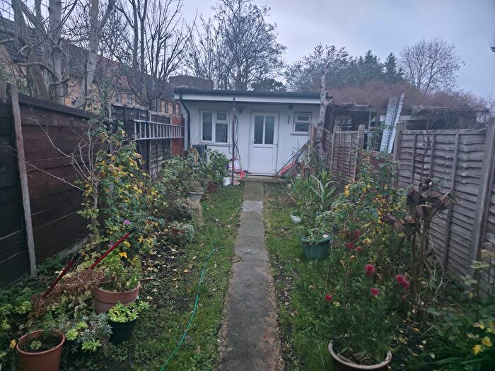 Studio To Rent In Hounslow, TW3