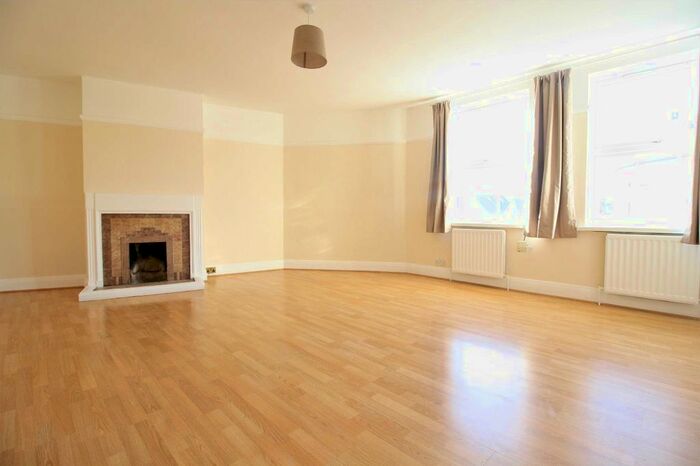 2 Bedroom Flat To Rent In Field End Road, Eastcote, Pinner HA5