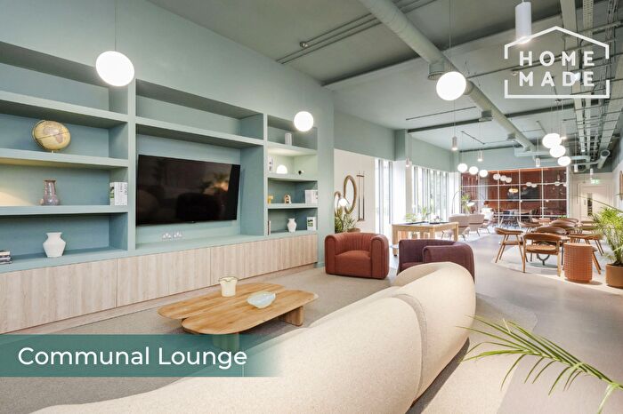 Flat To Rent In Foundry Courtyard, G4