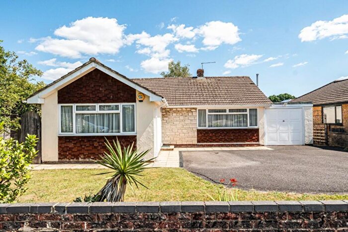 4 Bedroom Detached Bungalow For Sale In Celandine Avenue, Waterlooville, PO8