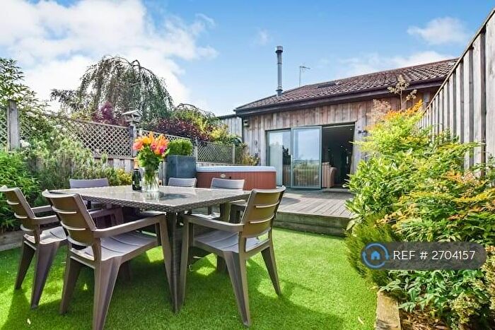 2 Bedroom Detached House To Rent In Avon Lane, Saltford, Bristol, BS31