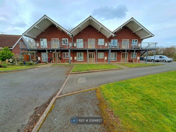 2 Bedroom Flat To Rent In Roman Downs, Craven Arms, SY7