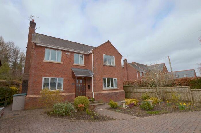 5 Bedroom House For Sale In Woodland Road, Christchurch, GL16