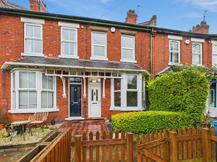 3 Bedroom Semi Detached House For Sale In Victoria Square, Ella Street, Hull, HU5