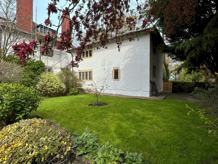 2 Bedroom Flat To Rent In Lincombe, North Hill Road, Headingley, Leeds, LS6